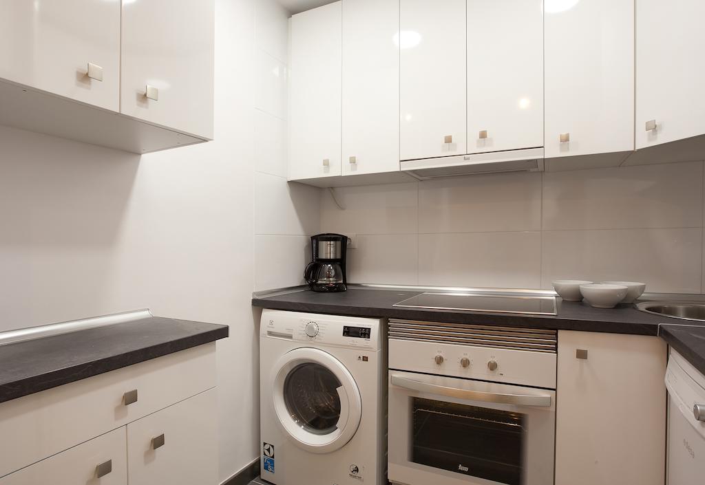 Barnapartments Basic Gracia Barcelona Luaran gambar