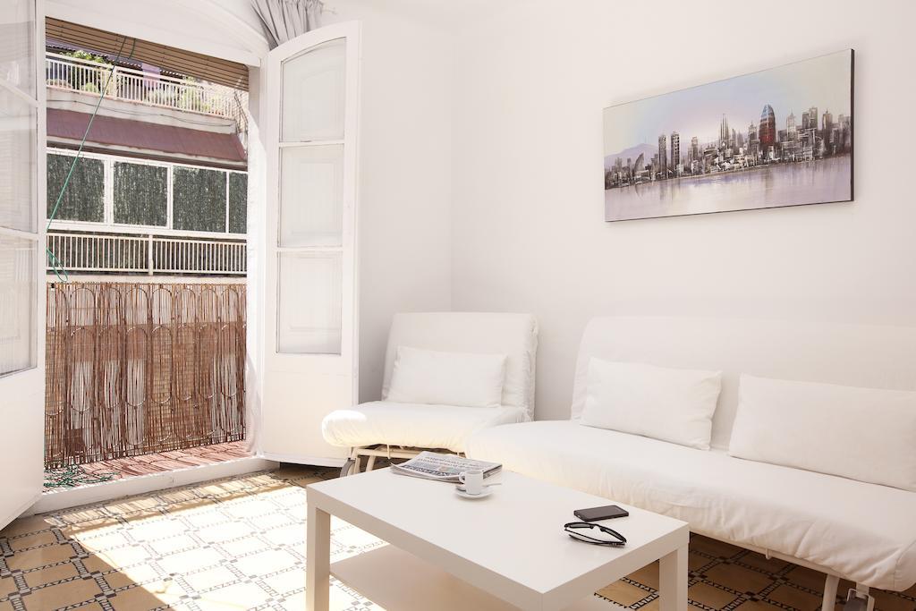 Barnapartments Basic Gracia Barcelona Luaran gambar