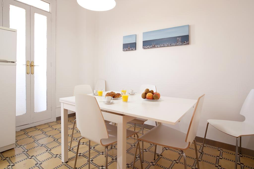 Barnapartments Basic Gracia Barcelona Luaran gambar