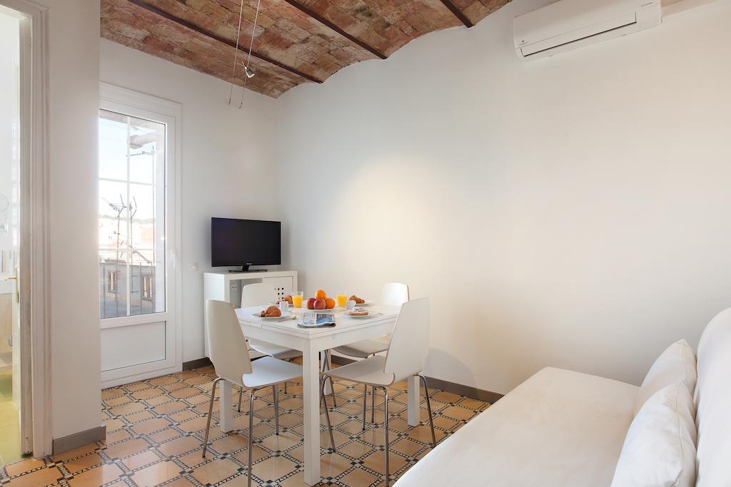 Barnapartments Basic Gracia Barcelona Luaran gambar