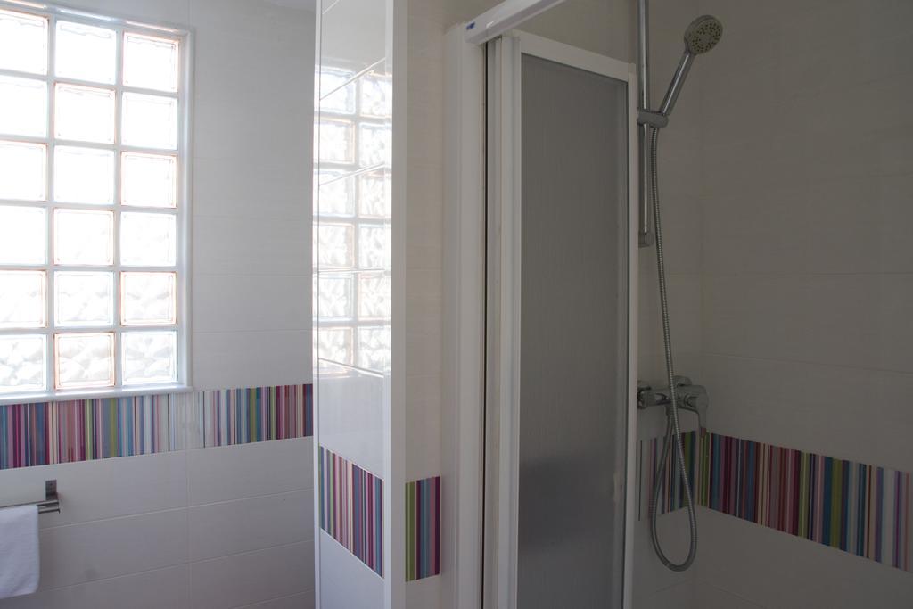 Barnapartments Basic Gracia Barcelona Luaran gambar