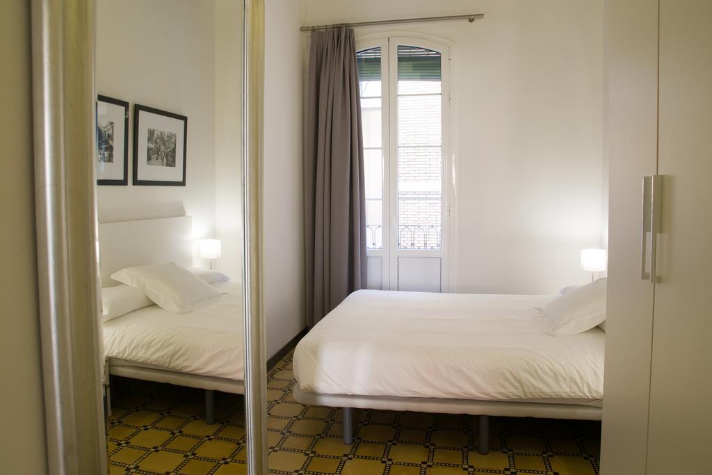 Barnapartments Basic Gracia Barcelona Luaran gambar