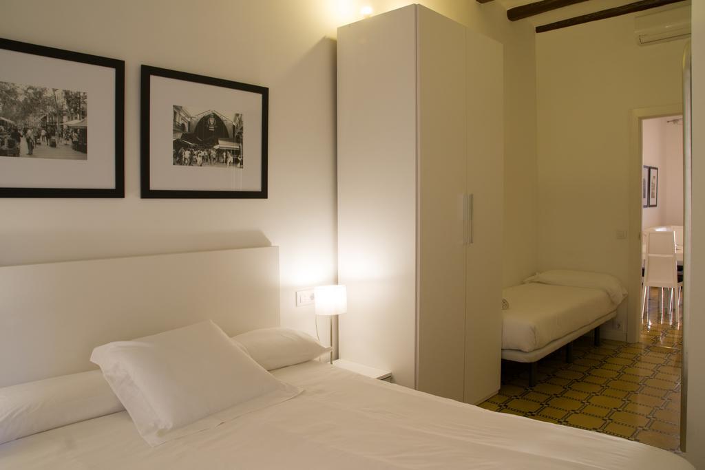 Barnapartments Basic Gracia Barcelona Luaran gambar