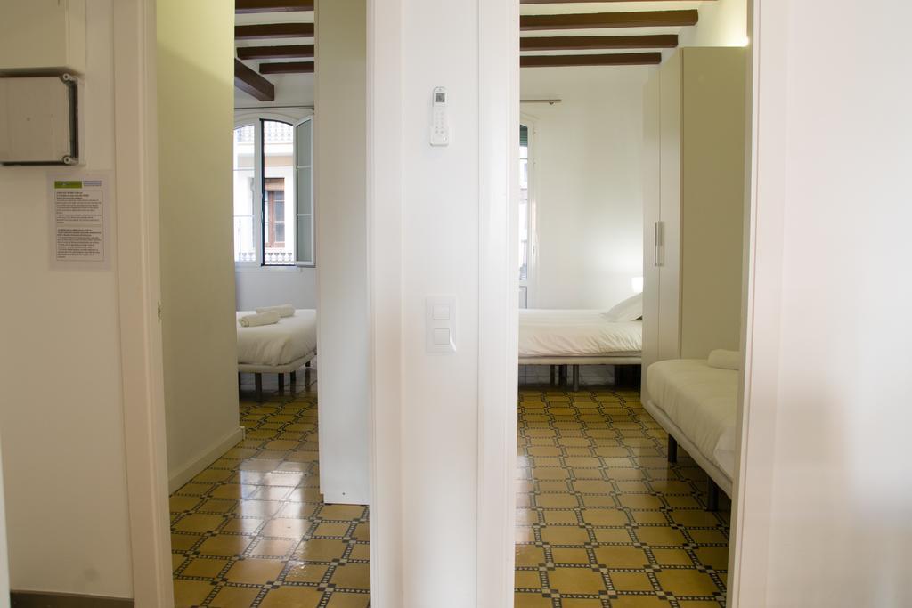 Barnapartments Basic Gracia Barcelona Luaran gambar